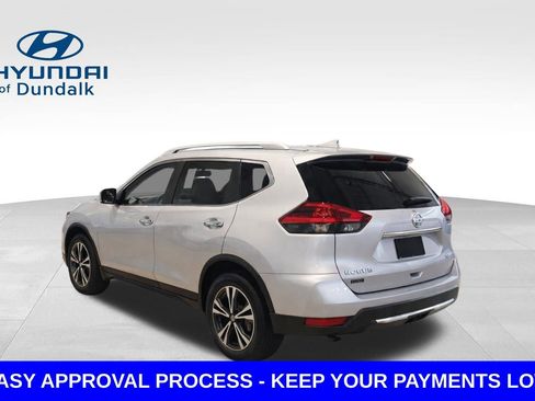Used 2020 Nissan Rogue SV w/ Sun & Sound Touring Package AWD/4WD image 5
