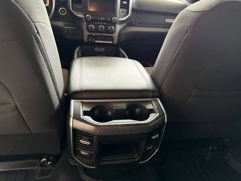 Used 2024 RAM 2500 Big Horn AWD/4WD image 23