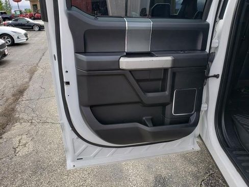 Used 2019 Ford F150 Lariat w/ Equipment Group 502A Luxury AWD/4WD image 14
