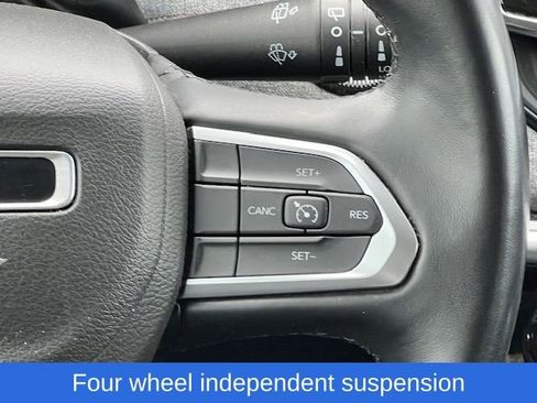 Used 2022 Jeep Compass Latitude image 27