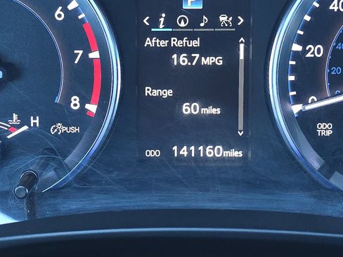 Used 2015 Toyota Highlander Limited w/ Driver Technology Package image 27