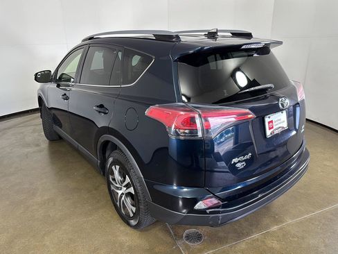 Used 2017 Toyota RAV4 LE w/ Carpet Mat Package AWD/4WD image 12