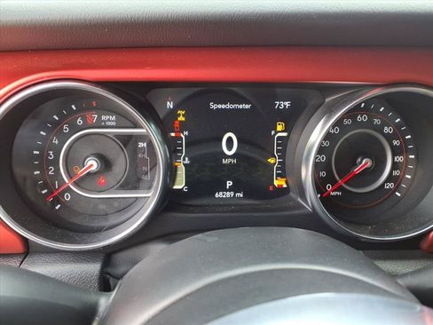 Used 2022 Jeep Gladiator Rubicon AWD/4WD image 13