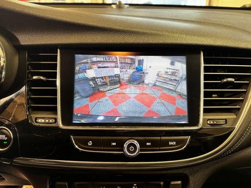 Used 2018 Buick Encore Preferred image 21