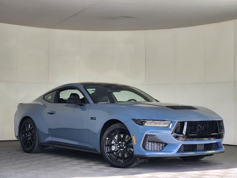 New 2026 Ford Mustang GT image 1