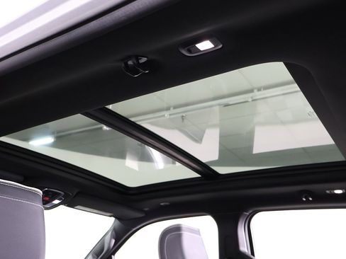 Used 2022 RAM 1500 Laramie w/ Sport Appearance Package image 21