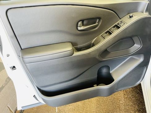 New 2026 Nissan Frontier SV image 18