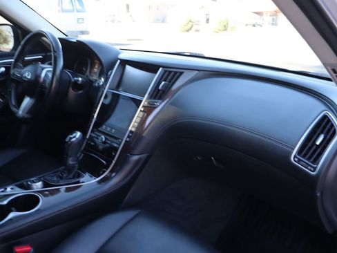 Used 2018 INFINITI Q50 Luxe w/ Essential Package (3.0T Luxe) image 17