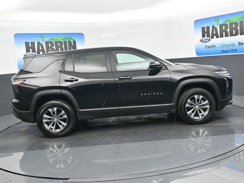 Used 2025 Chevrolet Equinox LT image 7