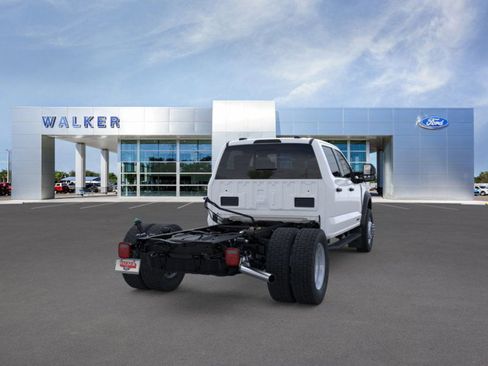 New 2025 Ford F450 XL w/ XL Chrome Package image 8