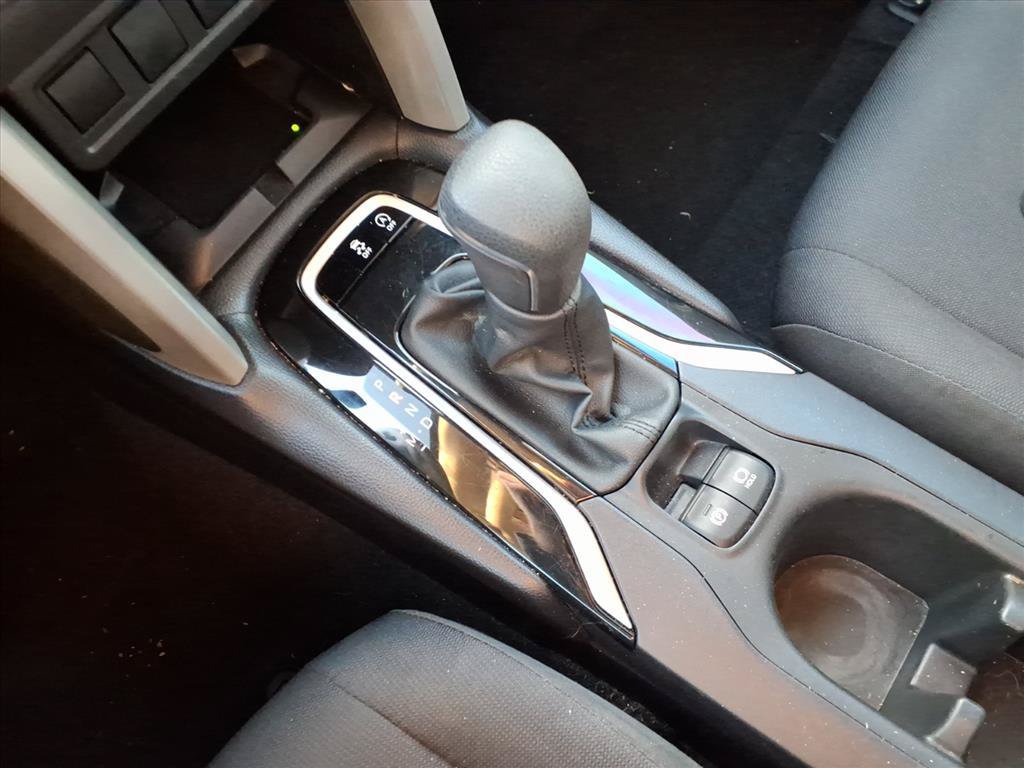 Used 2025 Toyota Corolla Cross LE FWD image 26