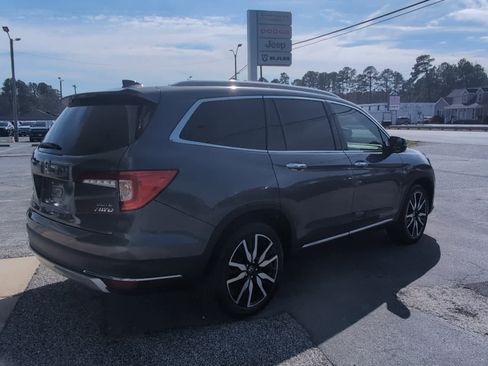 Used 2019 Honda Pilot Elite image 8