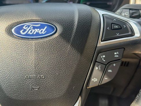 Used 2020 Ford Edge SEL w/ Convenience Package FWD image 10