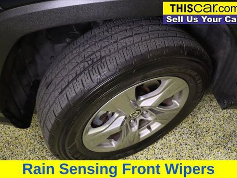 Used 2022 Toyota RAV4 XLE w/ Convenience Package image 26