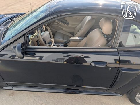 Used 2003 Ford Mustang GT image 26
