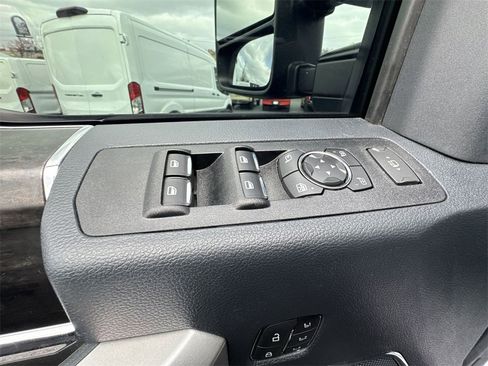 Used 2022 Ford F250 Lariat w/ Tremor Off-Road Package image 13
