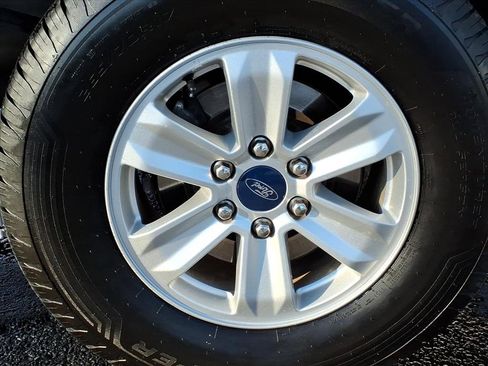 Used 2019 Ford F150 XLT image 10