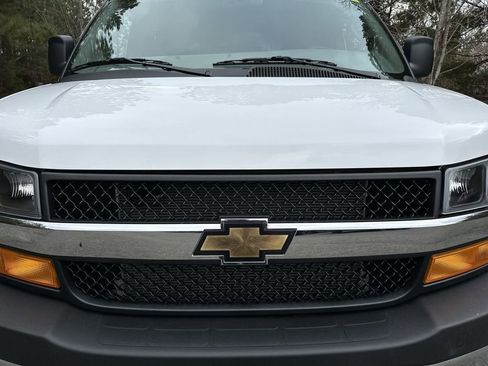 Used 2024 Chevrolet Express 2500 w/ Driver Convenience Package image 23