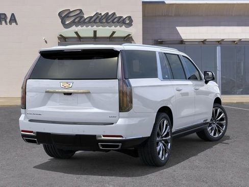 New 2026 Cadillac Escalade ESV Luxury w/ Touring Package AWD/4WD image 4