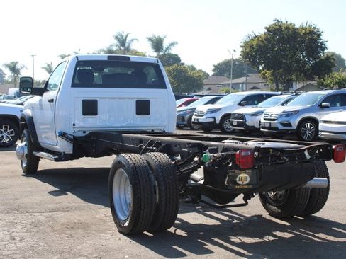 New 2025 RAM 5500 Tradesman AWD/4WD image 3