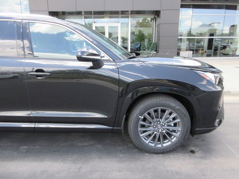 New 2025 Lexus TX 350 AWD image 9