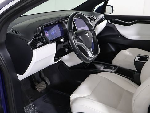 Used 2017 Tesla Model X 100D image 28