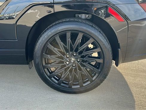 Certified 2024 Hyundai Santa Fe Calligraphy AWD/4WD image 18
