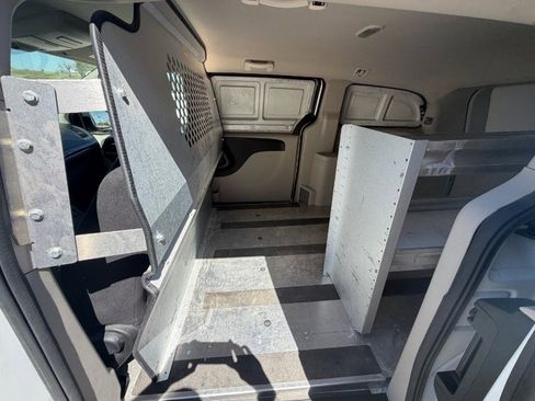 Used 2014 RAM C/V Tradesman FWD image 12