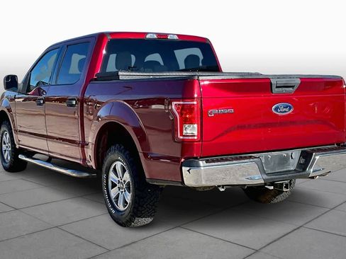 Used 2017 Ford F150 XLT w/ Trailer Tow Package image 11