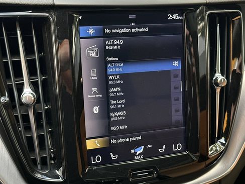 Used 2020 Volvo XC60 T5 Momentum w/ Protection Package Premier FWD image 16