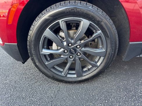 Used 2022 Chevrolet Equinox RS w/ RS Leather Package image 12