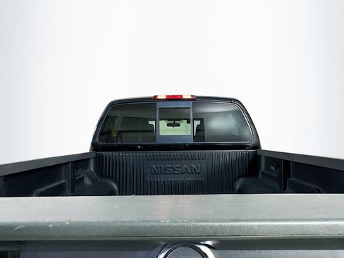 Used 2018 Nissan Frontier SV AWD/4WD image 29