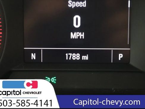 Used 2025 Chevrolet Trax LS FWD image 17