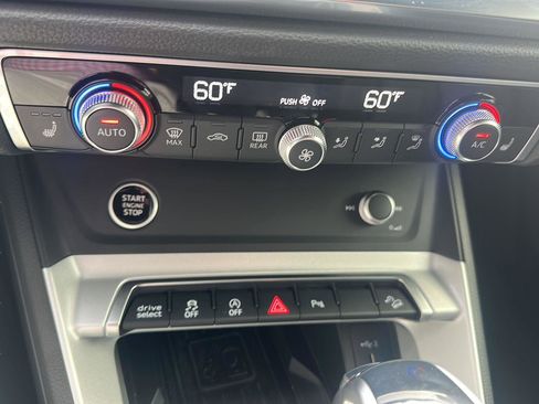 Used 2024 Audi Q3 2.0T Premium Plus w/ Premium Plus Package image 16