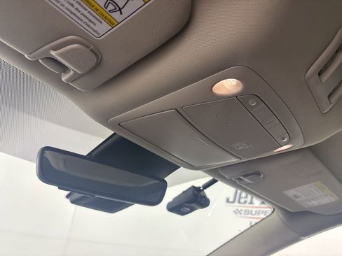 Used 2024 Nissan Murano Platinum w/ Cargo Package image 22