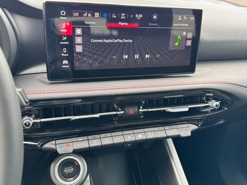 New 2025 Dodge Hornet GT w/ Tech Pack image 19