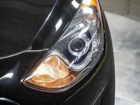 Used 2016 Hyundai Elantra GT image 7