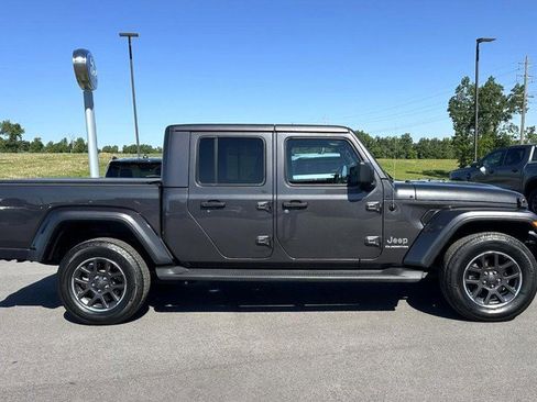 Used 2021 Jeep Gladiator Overland w/ Popular Equipment Package AWD/4WD image 2