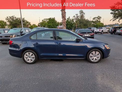 Used 2013 Volkswagen Jetta S FWD image 3
