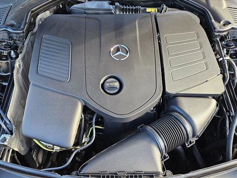 Used 2025 Mercedes-Benz C 300 Sedan image 16