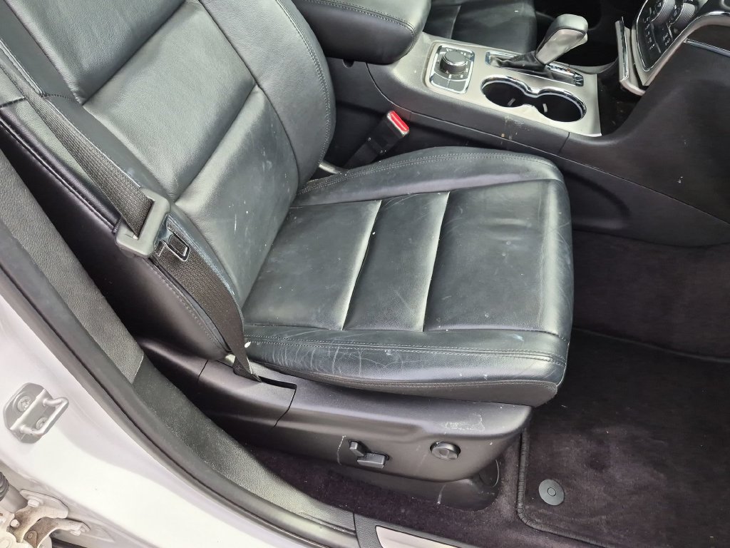 Used 2018 Jeep Grand Cherokee Limited AWD/4WD image 28