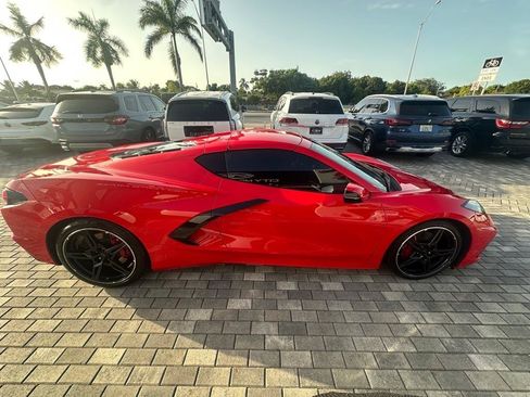 Used 2021 Chevrolet Corvette Stingray Coupe w/ 1LT RWD image 11