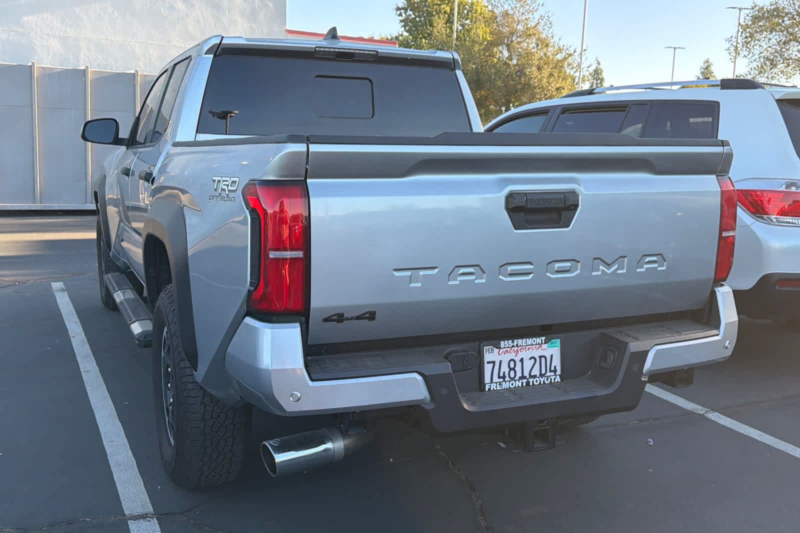 Used 2024 Toyota Tacoma TRD Off-Road w/ TRD Off Road Upgrade Package AWD/4WD image 4