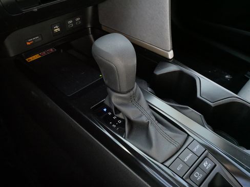 Certified 2025 Toyota Camry LE FWD image 24