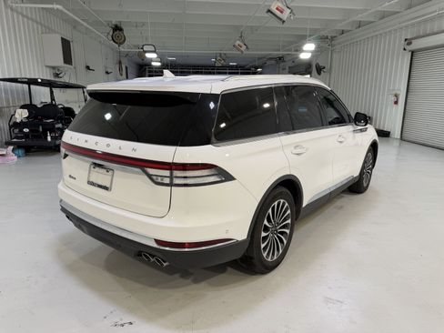 Used 2023 Lincoln Aviator Reserve w/ Equipment Group 201A RWD image 5