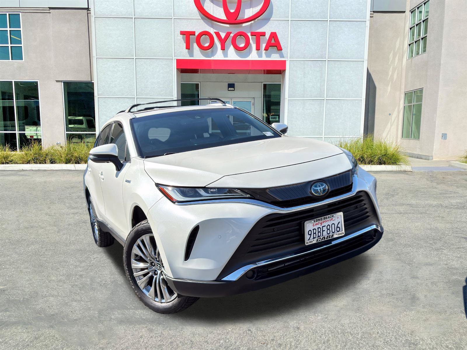 Used 2021 Toyota Venza XLE w/ Carpet Mat Package (TMS) AWD/4WD image 2