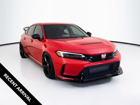 Used 2023 Honda Civic Type R image 1