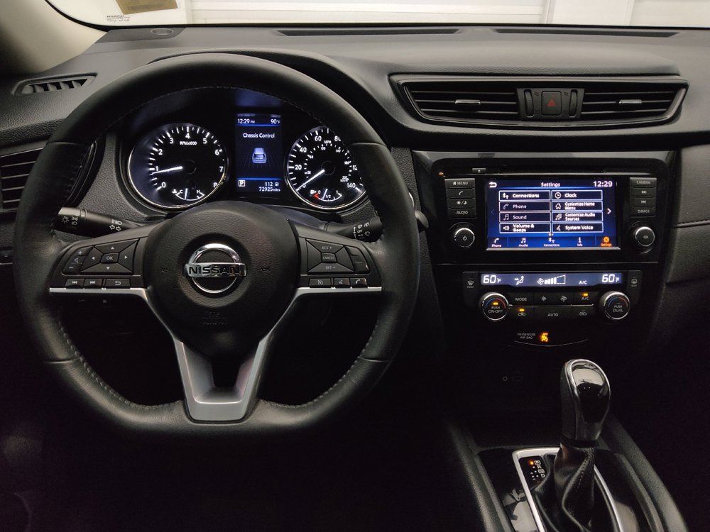 Used 2018 Nissan Rogue SV FWD image 22