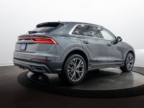 Used 2021 Audi Q8 Premium Plus AWD/4WD image 4