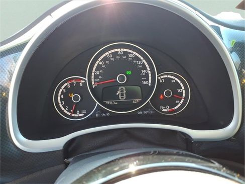 Used 2014 Volkswagen Beetle R-Line image 15